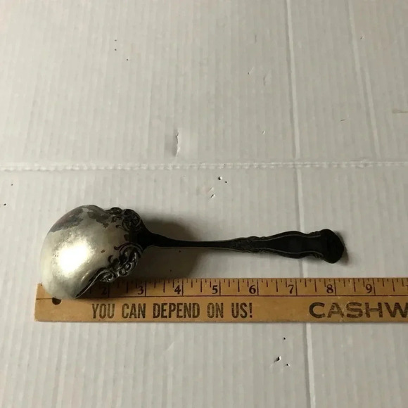 Antique Wm Rogers & Son Serving Spoon - Picture 8 of 8